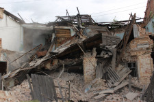 В Ирбите произошло обрушение стены аварийного здания