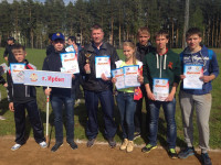 В тройке лидеров