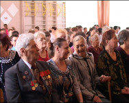 В 10 школе чествовали ветеранов
