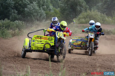 В Ирбите прошел второй этап Чемпионата России по мотокроссу на мотоциклах с колясками