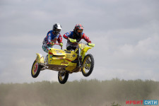 В Ирбите прошел второй этап Чемпионата России по мотокроссу на мотоциклах с колясками