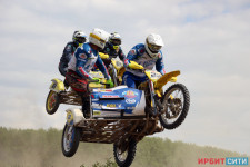 В Ирбите прошел второй этап Чемпионата России по мотокроссу на мотоциклах с колясками