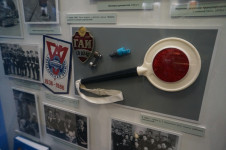 Ветеран ГАИ передал в музей ГУ МВД Свердловской области мотоцикл