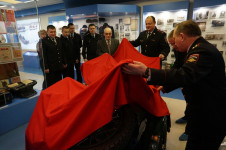 Ветеран ГАИ передал в музей ГУ МВД Свердловской области мотоцикл