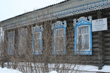 Обостряя отношения с США: в уральской глубинке «добивают» музей летчика-аса и боевого содружества с американцами