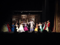 Талицкая танцевальная студия представила мюзикл "Однажды в сказке" в Ирбитском театре