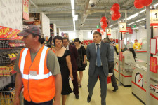 В Ирбите появился первый в городе гипермаркет «Магнит»