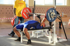 В Ирбите состоялся Открытый Чемпионат и Первенство Свердловской области по пауэрлифтингу