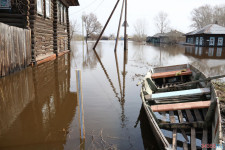 Паводок в Ирбите 18.04.2016 г. ФОТО