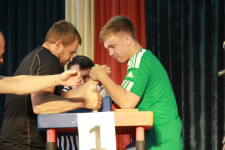 Первенство и Чемпионат города Ирбита по армрестлингу