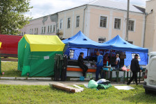 Фоторепортаж о подготовке к Ирбитской ярмарке