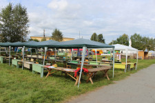 Фоторепортаж о подготовке к Ирбитской ярмарке