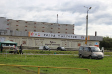 Фоторепортаж о подготовке к Ирбитской ярмарке