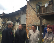 Прокурор Свердловской области Сергей Охлопков встретился с жильцами дома по ул. Кирова в г. Ирбите, в котором в субботу, 17 сентября, обрушилась стена