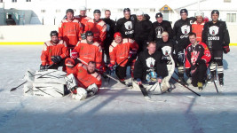 Ирбитчане сыграли в хоккей в Тавдинской колонии №24