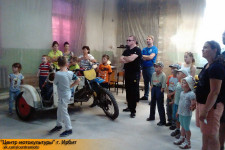 Первая экскурсионная группа туристического маршрута "Самоцветное кольцо Урала" посетила "Центр мотокультуры"