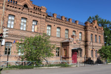 Хранятся бережно в музее...