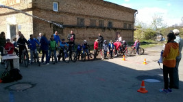 Соревнования по фигурному вождению велосипеда