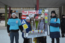 В Ирбите полицейские и «студенческий десант» вышли на улицы города