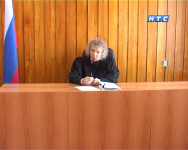 Из зала суда