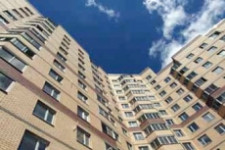 Мэрия Ирбита незаконно отдала жилые дома в распоряжение сразу двум УК