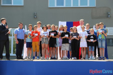 В Ирбите в рамках празднования Дня России были вручены знаки Всероссийского физкультурно-спортивного комплекса «ГТО»