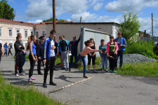 Полицейские Ирбита на личном примере показали молодежи, что значит «В здоровом теле - здоровый дух»