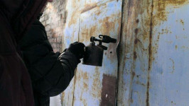 В Ирбите специализировавшиеся на кражах из гаражей мужчины отправлены за решетку