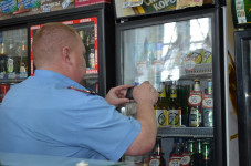 Представители общественного совета при ОВД Ирбита выявили факты незаконной торговли алкоголем