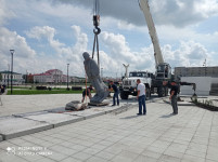 В Ирбите вместо старого установили новый памятник Владимиру Ильичу Ленину
