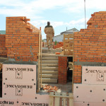 Глава Ирбитского МО совместно заместителем министра АПК Свердловской области проверили, как продвигается строительство ФОК в поселке Пионерском