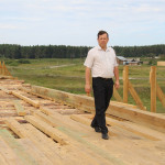 Сегодня во время рабочей поездки Алексей Никифоров, глава Ирбитского района посетил два моста: в поселке Зайково и в селе Скородумское