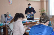 Ирбитские полицейские продолжают информировать граждан об уловках мошенников