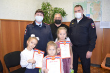 В Ирбите победители конкурса «Письмо водителю» получили заслуженные награды