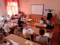 Сотрудники 60 пожарно-спасательной части провели открытый урок по основам безопасности жизнедеятельности