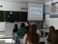 Сотрудники 60 пожарно-спасательной части провели открытый урок по основам безопасности жизнедеятельности