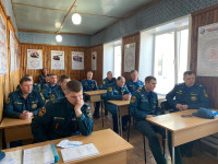 Сотрудники Госавтоинспекции провели профилактическую беседу с личным составом пожарно-спасательной части №60 г. Ирбита