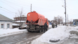 В Ирбите начали промывать водоотводные трубы