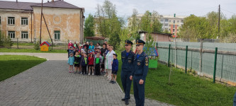 В детском саду № 9 проведена тренировка  по отработке эвакуации и тушению условного очага пожара