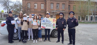 В Ирбите прошла акция «Победе - безопасные дороги!»