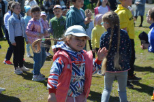 В Ирбите сотрудники полиции вместе с детьми отметили начало лета и День защиты детей