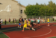 В Ирбите стартовало Первенство города по баскетболу 3х3 среди любительских команд