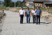 Начало строительных работ дороги в деревне Большая Кочевка