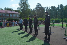 Ирбитские полицейские провели акцию «Зарядка со стражем порядка»