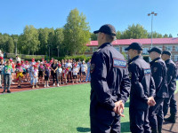 Ирбитские полицейские провели акцию «Зарядка со стражем порядка»