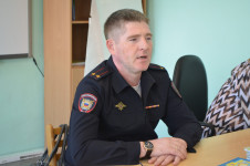 Ирбитские полицейские проводят профилактические беседы по мошенничеству в организациях города и района