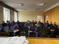 В рамках служебной подготовки сотрудники Ирбитской Госавтоинспекции провели беседу по соблюдению Правил дорожного движения с сотрудниками Ирбитского филиала ФГКУ «Управление вневедомственной охраны войск национальной гвардии РФ по Свердловской области»