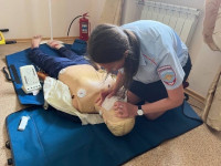 Инспекторы ДПС Свердловской области принимают участие в практикумах по оказанию первой помощи пострадавшим в ДТП