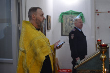 В Ирбите провели панихиду по сотрудникам МВД, погибшим при исполнении служебного долга