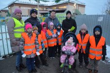 В Ирбите сотрудники полиции и общественники провели акцию «Пристегни самого дорогого!»